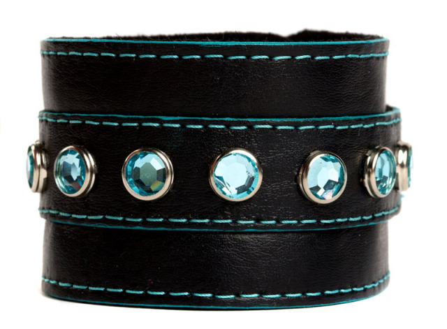 The Shabby Dog（シェイビィドッグ）Cuff for Wrist Sandradee Collection Blue サンドラ ディー コレクション リストカフ ブルー
