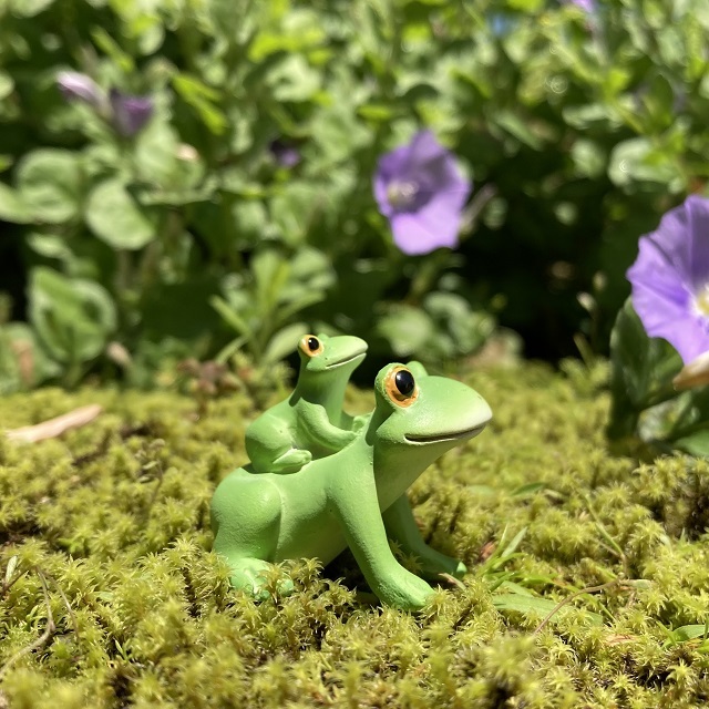 カエルのコポー Copeau（コポー）ゆらゆらブランコ