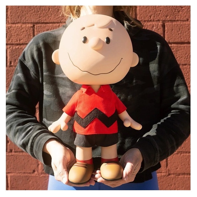 送料無料」SUPER7 PEANUTS チャーリーブラウン 赤シャツ/スーパーサイズ