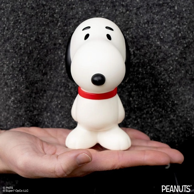 SUPER7　SNOOPY７０