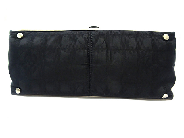 CHANELトラベルライン　トートMM ブラック　ナイロンジャガードレザー 送料・代引手数料無料】 ◇ 【中古】 シャネル ◇ ニュートラベル