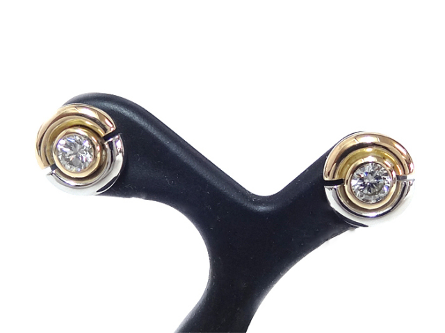 ダイヤモンド ピアス