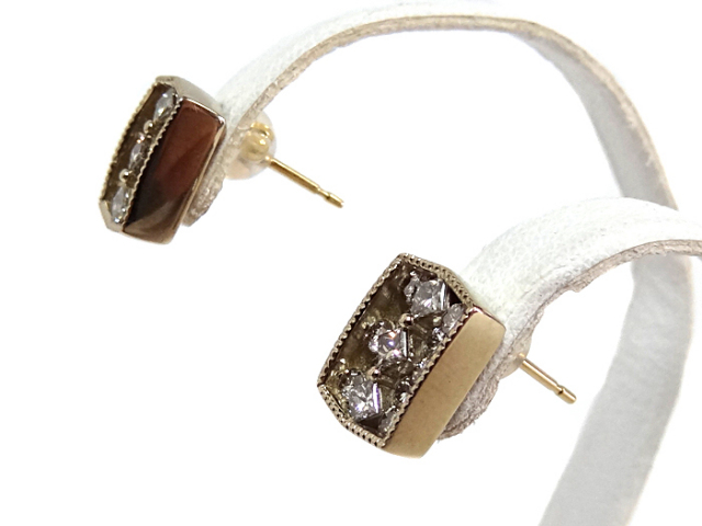 ダイヤモンドピアス K18YG