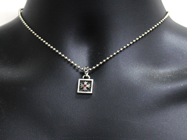 送料、代引手数料無料】 ◇ 【中古】 クロムハーツ フレームド CH  