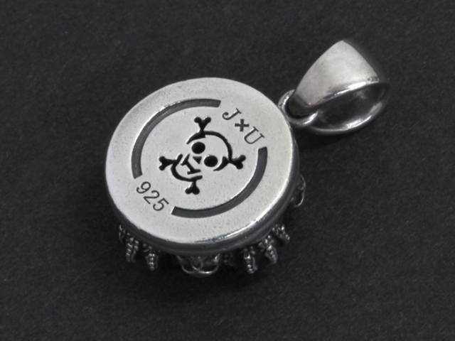ジャスティンデイビス Future Wheel Pendan