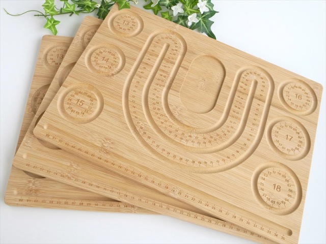アクセサリー制作に 竹製 デザインボード 幅39cm×28cm 厚さ1cm 重さ550g前後 ブレスレット製作 ネックレス製作 メジャー付き ハンドメイド作家