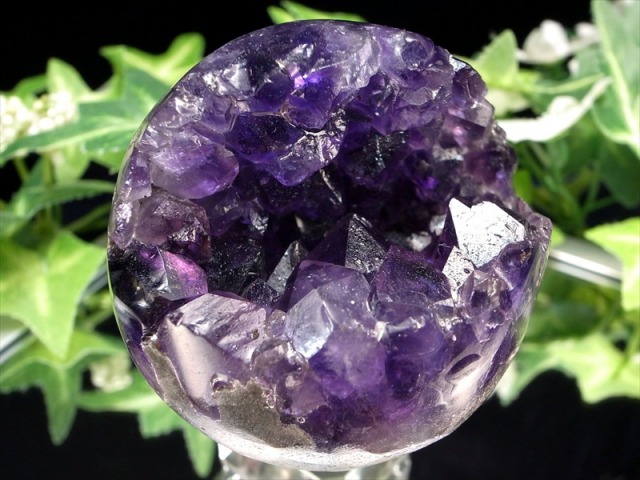 レアな笑口のアメジスト アメジスト 笑口 紫水晶 丸玉 台座付 直径 53mm 重さ 197g 透明 愛の守護石 癒しと安らぎの石 一点もの ブラジル産 パワーストーン