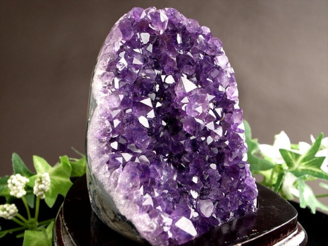 濃い紫 5A アメジスト クラスター スタンドタイプ 高さ114mm 重さ507g 愛の守護石 紫水晶 1点物 ウルグアイ産 パワーストーン 天然石