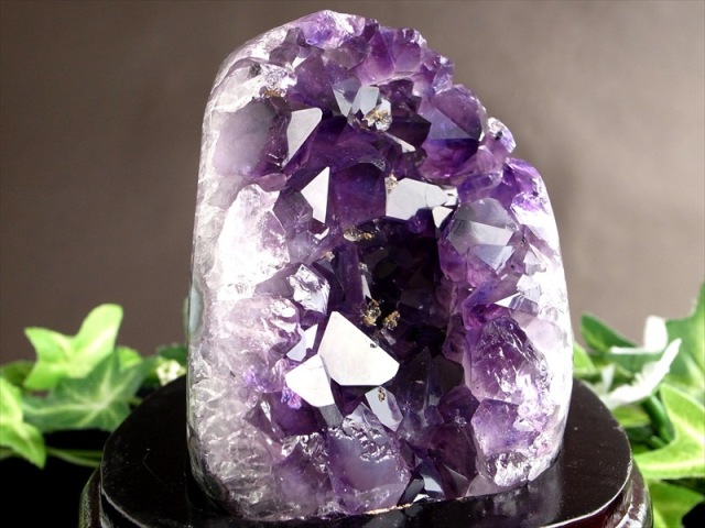 濃い紫 5A アメジスト クラスター スタンドタイプ 高さ135mm 重さ478g 愛の守護石 紫水晶 1点物 ウルグアイ産 パワーストーン 天然石