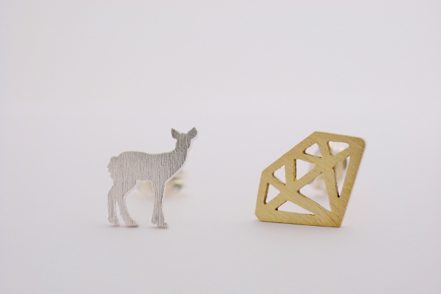 シカ　＆　ダイヤモンド　ピアス