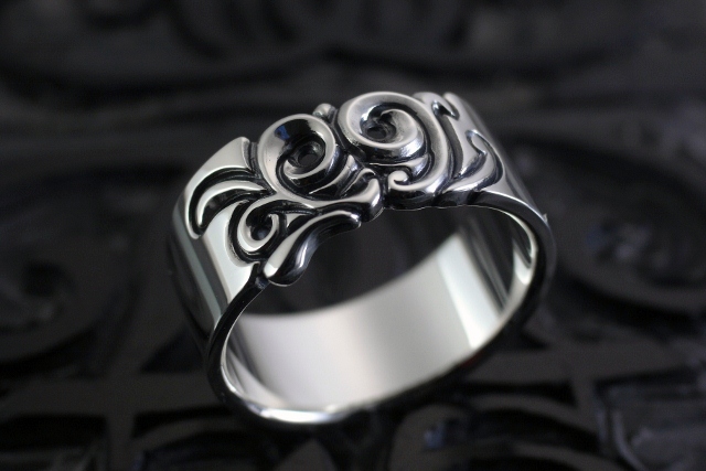 テフテフ　リング