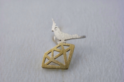 おかめ右向ピアス