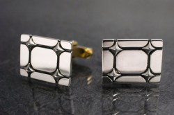 スタッズ　カフリンクス