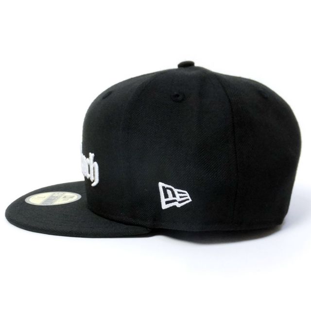 NEW ERA ニューエラ ベースボールキャップ 59FIFTY オールドイングリッシュ ロングビーチ ブラック×スノーホワイト (11557518)