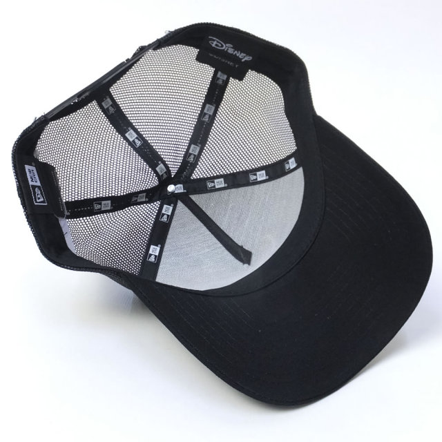 NEW ERA ニューエラ メッシュキャップ コラボ 9FORTY A-Frame トラッカー ディズニー くまのプーさん フェイス ブラック×ホワイト (11589250)