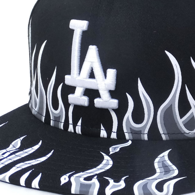 NEW ERA ニューエラ ベースボールキャップ 59FIFTY ファイアーパターン ロサンゼルス・ドジャース ブラック×ホワイト (11557601)