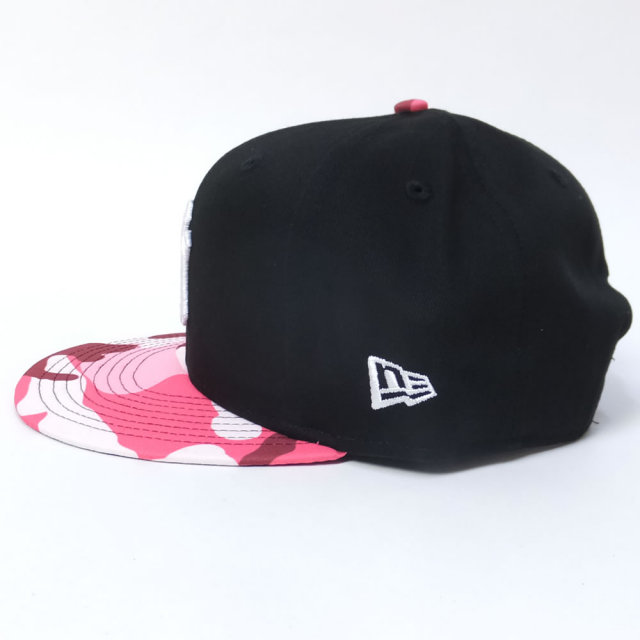 NEW ERA ニューエラ フラットバイザーキャップ 9FIFTY カラーカモ ニューヨーク・ヤンキース ブラック×スノーホワイト ピンクカモバイザー (11557259)