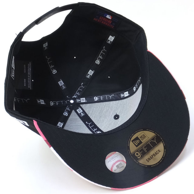 NEW ERA ニューエラ フラットバイザーキャップ 9FIFTY カラーカモ ニューヨーク・ヤンキース ブラック×スノーホワイト ピンクカモバイザー (11557259)