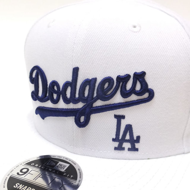 NEW ERA ニューエラ フラットバイザーキャップ 9FIFTY ロサンゼルス・ドジャース スクリプト ホワイト×ブルーインク (11557232)