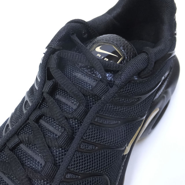 NIKE ナイキ スニーカー AIR MAX PLUS BLACK/METALLIC-GOLD (852630-022)
