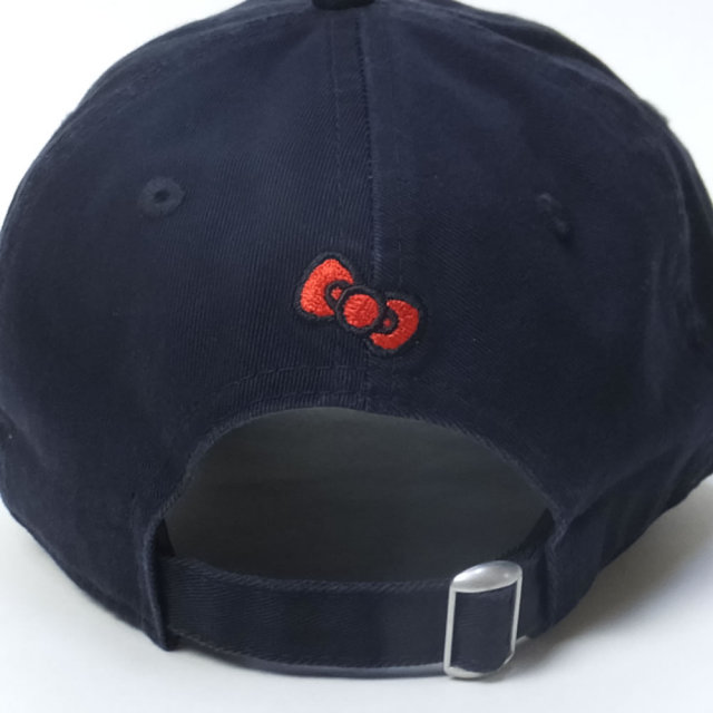 NEW ERA ニューエラ コラボ カーブバイザーキャップ 9TWENTY クロスストラップ ハローキティ スクリプト ネイビー (11715734)