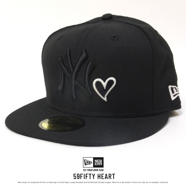 NEW ERA ニューエラ フラットバイザーキャップ 59FIFTY ニューヨーク・ヤンキース ハート ブラック×ブラック グローホワイトハート (11775399)