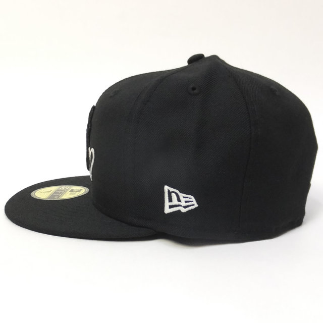 NEW ERA ニューエラ フラットバイザーキャップ 59FIFTY ニューヨーク・ヤンキース ハート ブラック×ブラック グローホワイトハート (11775399)