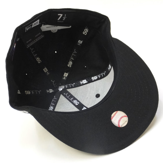 NEW ERA ニューエラ フラットバイザーキャップ 59FIFTY ニューヨーク・ヤンキース ハート ブラック×ブラック グローホワイトハート (11775399)