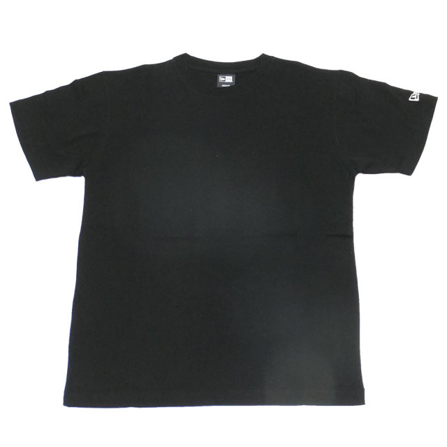 NEW ERA ニューエラ 半袖コットンTシャツ ズームアップフラッグロゴ ブラック×ホワイト 11783019