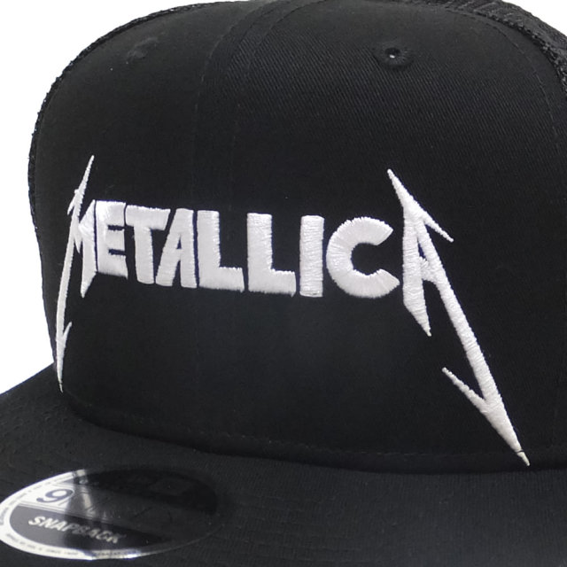 NEW ERA ニューエラ コラボ メッシュキャップ 9FIFTY Original Fit トラッカー METALLICA メタリカ ロゴ ブラック×ホワイト 11797094