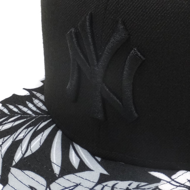 NEW ERA ニューエラ フラットバイザーキャップ 9FIFTY フローラル グレースケール ニューヨーク・ヤンキース ブラック フローラルバイザー (11785622)