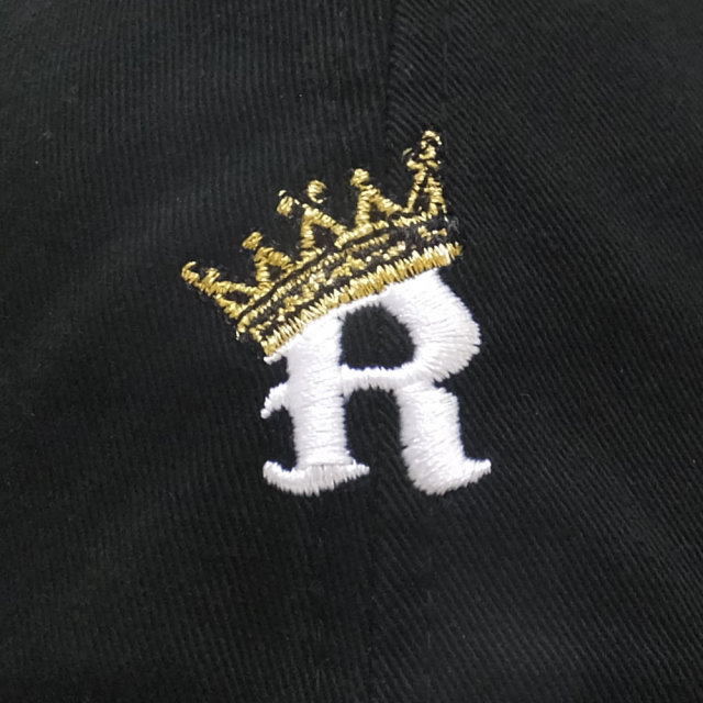 NEW ERA ニューエラ カーブバイザーキャップ 9THIRTY クロスストラップ Rクラウン ブラック×ホワイト/ゴールド (11785624)