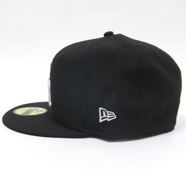 NEW ERA ニューエラ フラットバイザーキャップ 59FIFTY Rクラウン ブラック×ホワイト/ゴールド JAMAICA (11785657)