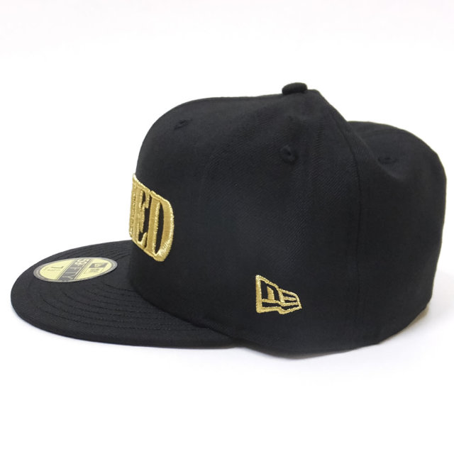 NEW ERA ニューエラ フラットバイザーキャップ 59FIFTY コラボ ONE PIECE ワンピース 手配書 ブラック×ゴールド (11785659)