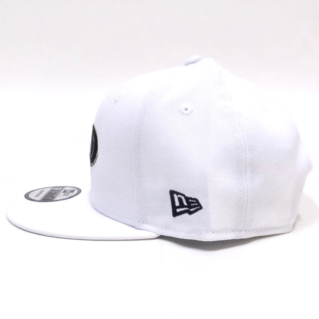 NEW ERA ニューエラ コラボ フラットバイザーキャップ 9FIFTY ゲゲゲの鬼太郎 目玉おやじ ニューエラキャップ風呂 ホワイト 11785071