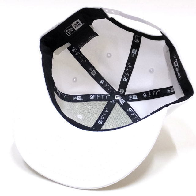 NEW ERA ニューエラ コラボ フラットバイザーキャップ 9FIFTY ゲゲゲの鬼太郎 目玉おやじ ニューエラキャップ風呂 ホワイト 11785071