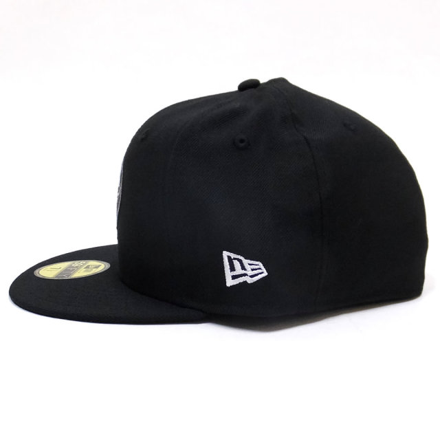 NEW ERA ニューエラ コラボ フラットバイザーキャップ 59FIFTY ゲゲゲの鬼太郎 目玉おやじ ニューエラキャップスタイル ブラック 11785105