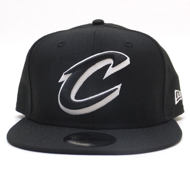 NEW ERA ニューエラ フラットバイザーキャップ 9FIFTY クリーブランド・キャバリアーズ ブラック×ホワイト 11876727