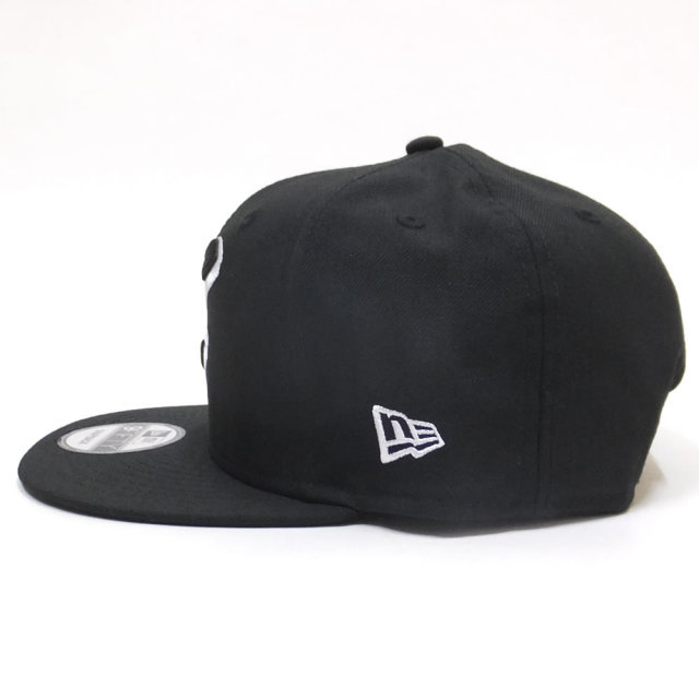 NEW ERA ニューエラ フラットバイザーキャップ 9FIFTY クリーブランド・キャバリアーズ ブラック×ホワイト 11876727