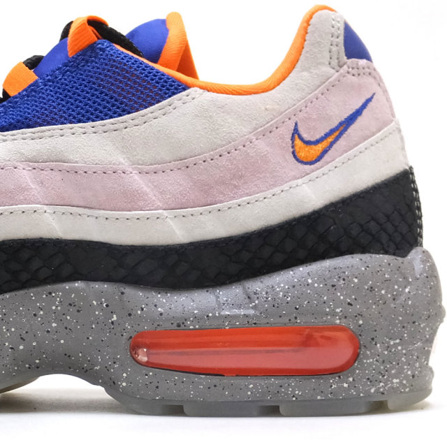 NIKE ナイキ スニーカー AIR MAX 95 CHAMPAGN/SAFETY-ORANGE AV7014-600