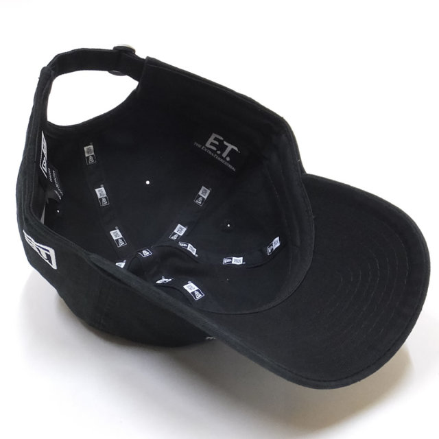 NEW ERA ニューエラ カーブバイザーキャップ 9THIRTY クロスストラップ E.T. イーティー ロゴ ブラック × ホワイト 11909205