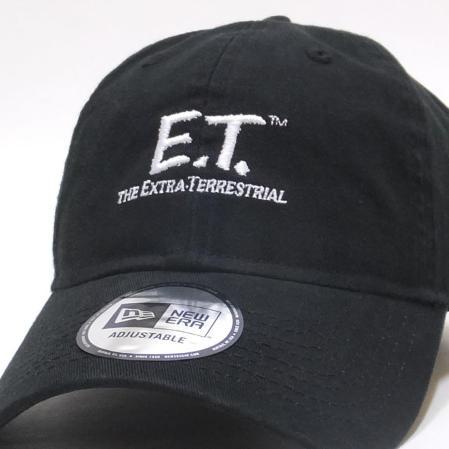 NEW ERA ニューエラ カーブバイザーキャップ 9THIRTY クロスストラップ E.T. イーティー ロゴ ブラック × ホワイト 11909205