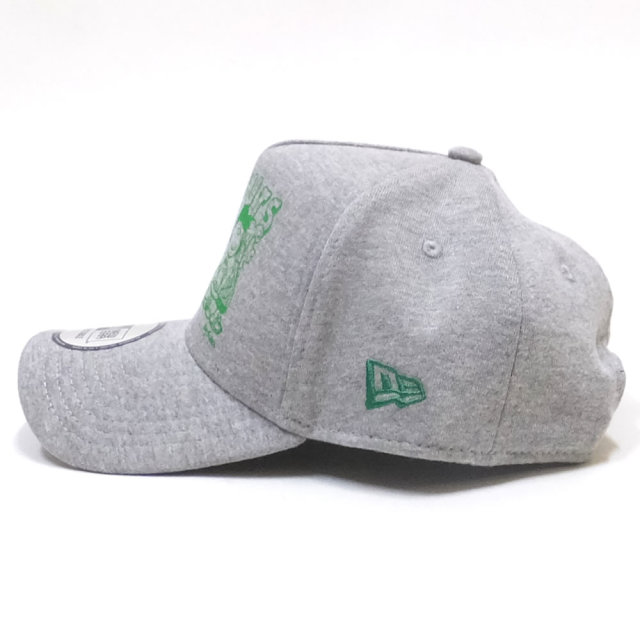 NEW ERA ニューエラ カーブバイザーキャップ 9FORTY A-Frame PEANUTS モノトーンイラスト グレースウェット × グリーンプリント 11914514