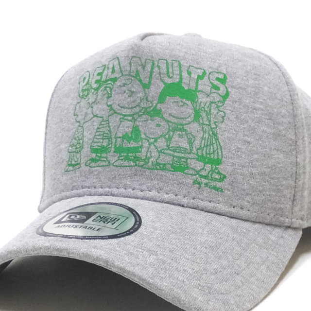 NEW ERA ニューエラ カーブバイザーキャップ 9FORTY A-Frame PEANUTS モノトーンイラスト グレースウェット × グリーンプリント 11914514
