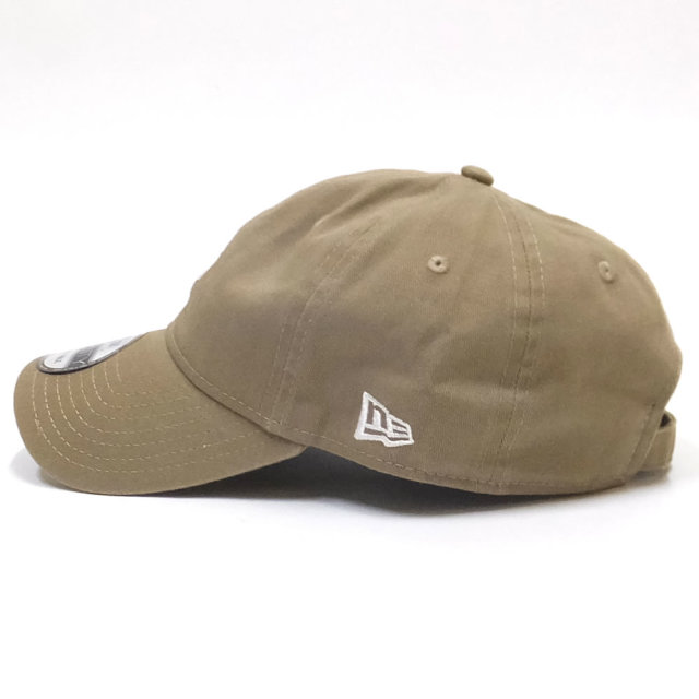 NEW ERA ニューエラ カーブバイザーキャップ 9TWENTY クロスストラップ ニューヨーク・ヤンキース ミニロゴ カーキ × ホワイト 11914537
