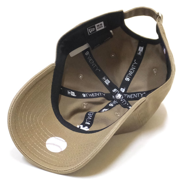 NEW ERA ニューエラ カーブバイザーキャップ 9TWENTY クロスストラップ ニューヨーク・ヤンキース ミニロゴ カーキ × ホワイト 11914537