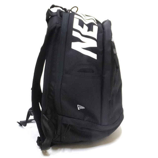 NEW ERA ニューエラ バックパック スポーツパック プリントロゴ ブラック × ホワイト 11901480