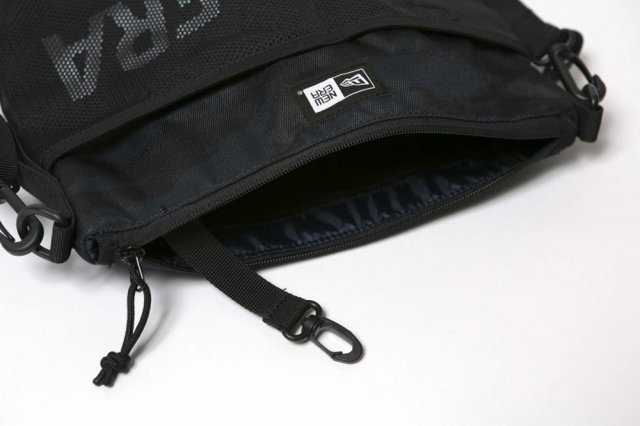 NEW ERA ニューエラ サコッシュ プリントロゴ タイガーストライプカモネイビー × ホワイト 11901490