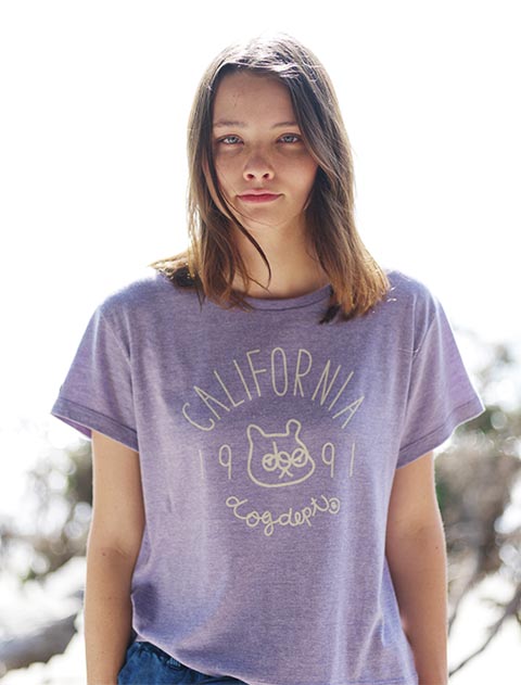 デプタTシャツ