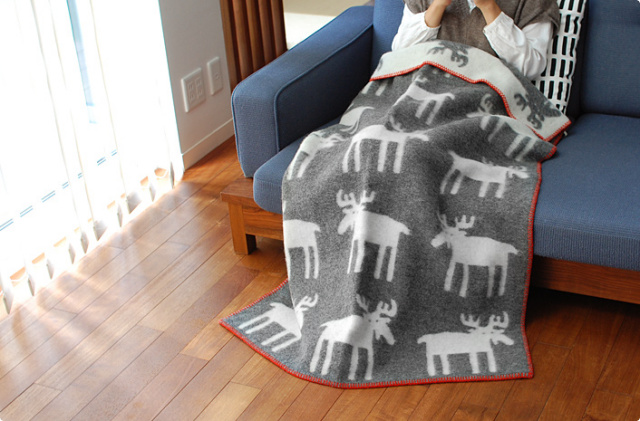 送料一律500円】【高品質】ヘラジカ・トナカイ柄 あったか ウール